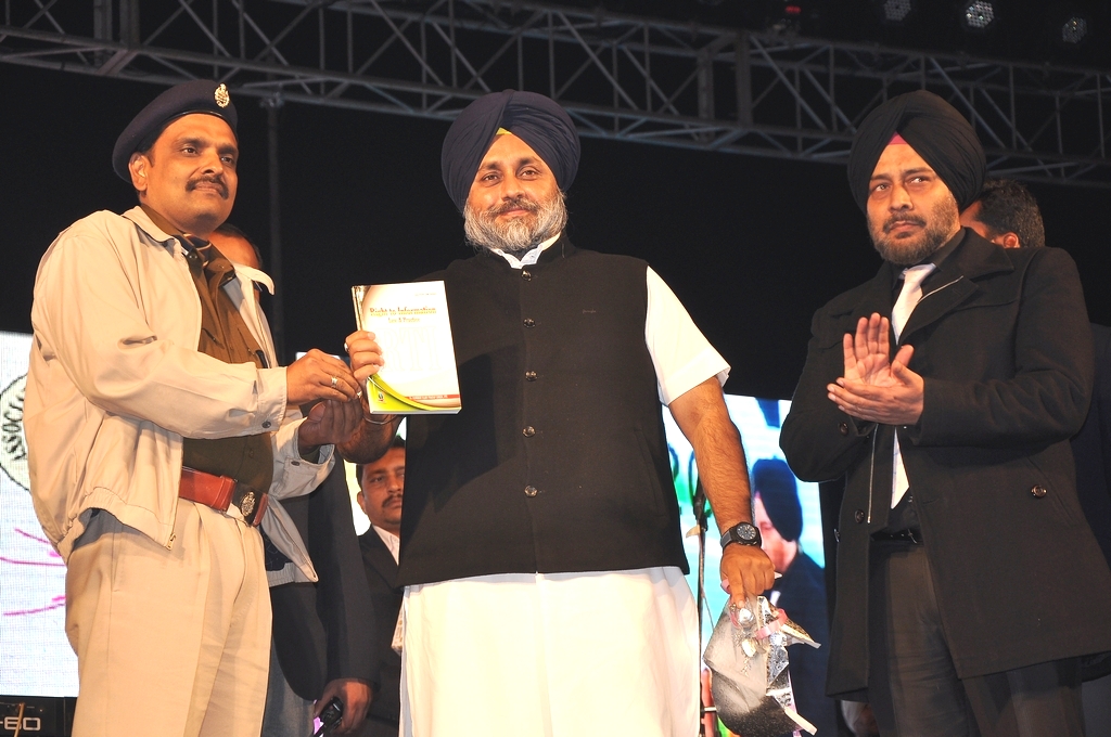 Deputy CM releases Kunwar’s book on RTI